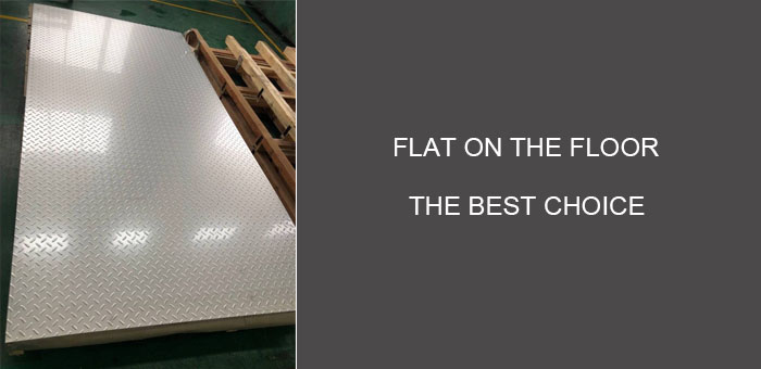 China Checkered Stainless Steel Sheet Flat